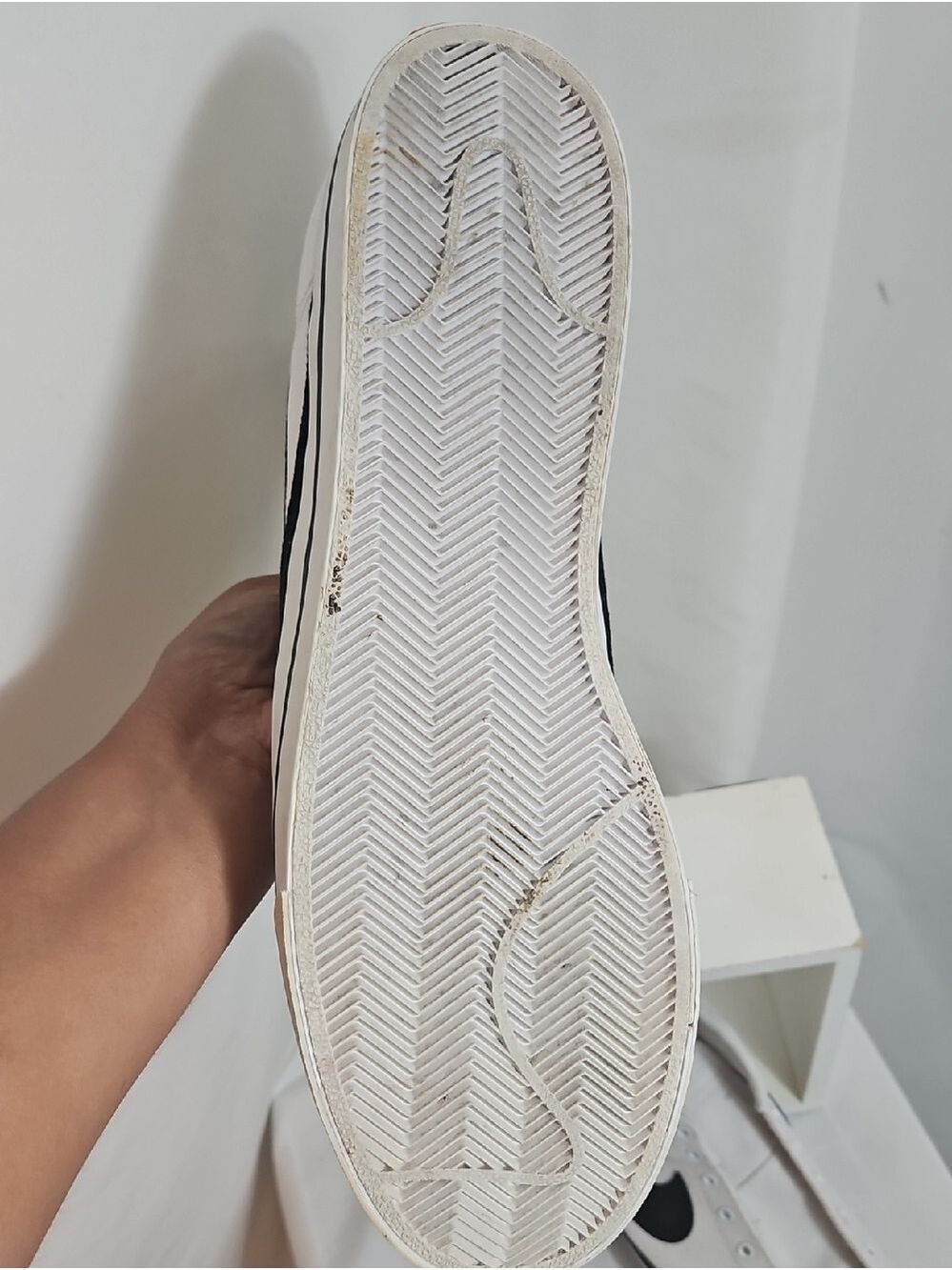 Women’s Nike Court Legacy Mid Canvas Sneakers White Black Size 13 Used Pre-loved - Picture 13 of 17